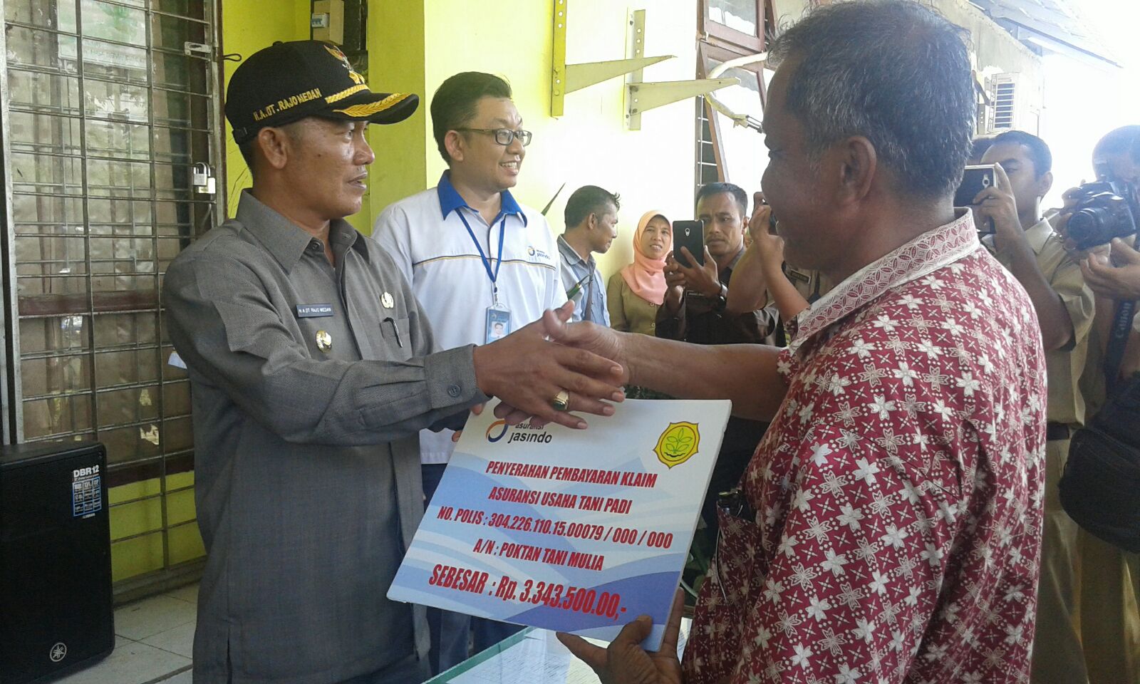 Jasindo Bayar Klaim Asuransi Petani Sumbar Jasindo Bayar Klaim Asuransi Petani Sumbar