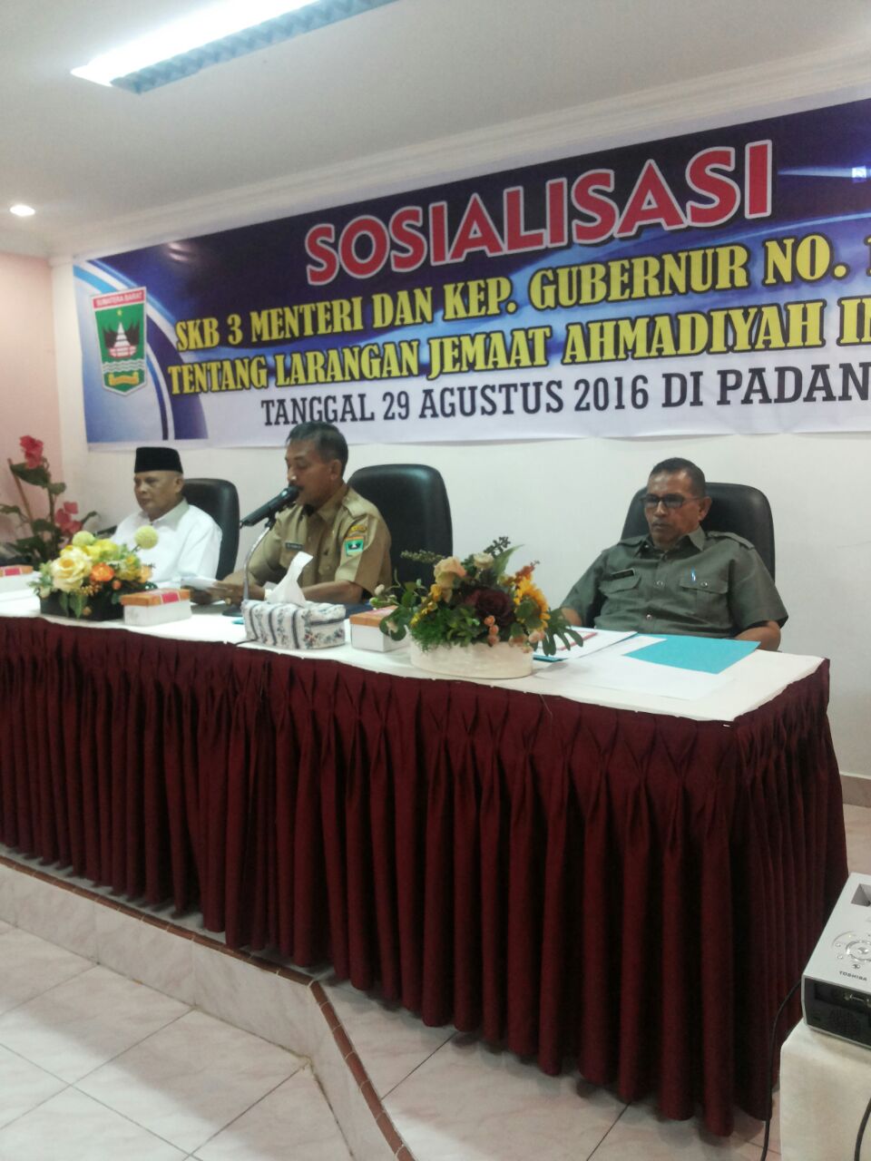 Wakili Gubernur, Kaban Kesbangpol buka Sosialisasi SKB 3 Menteri Wakili Gubernur, Kaban Kesbangpol buka Sosialisasi SKB 3 Menteri