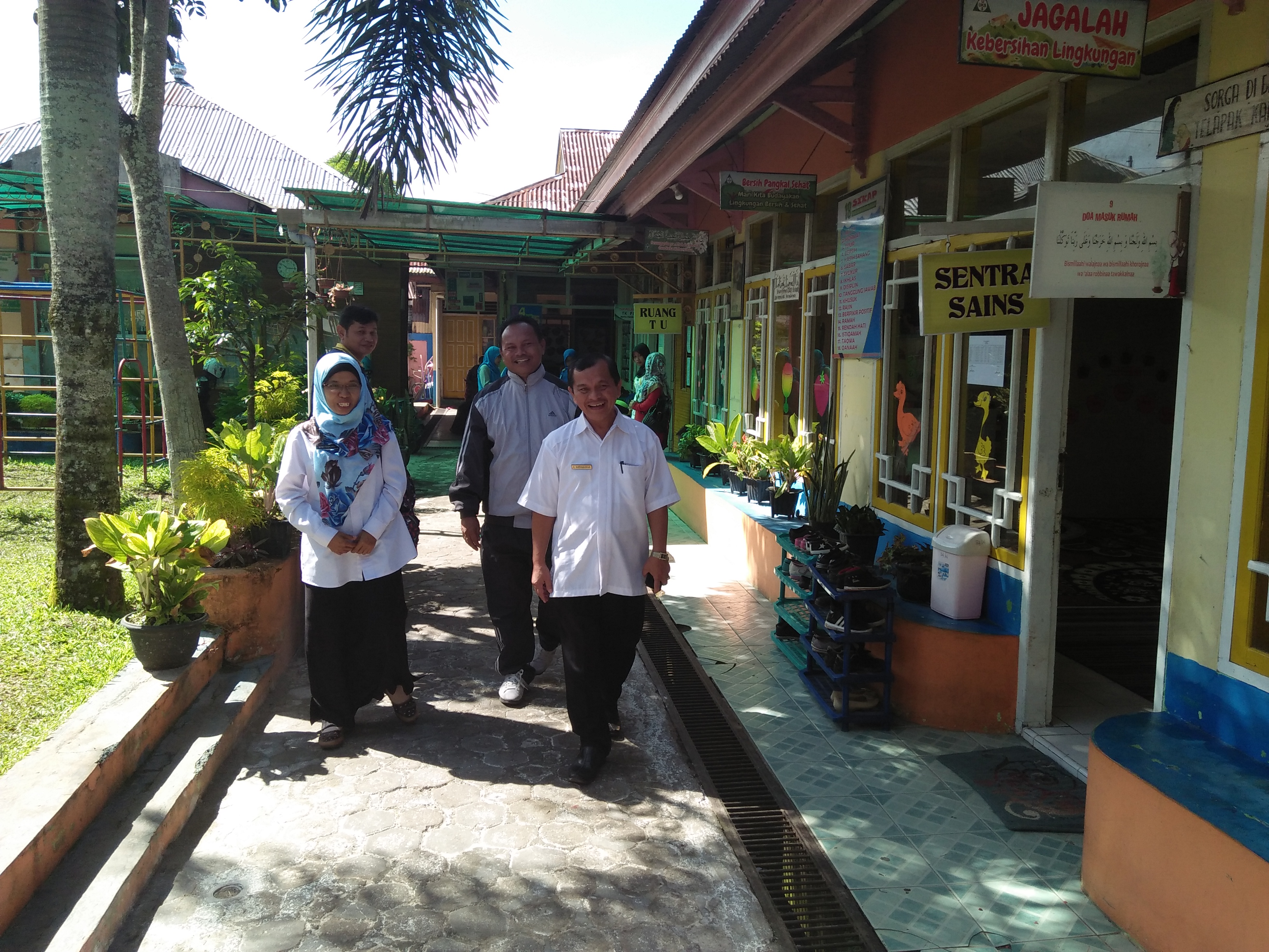 Pembinaan Persiapan Lomba Sekolah Sehat Tingkat Provinsi Tahun 2017 ke Kota Padang Panjang