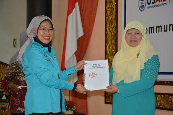 Ketua PKK Sumbar Hadiri Serah Terima Program dan Kader TB oleh USAID Indonesia,
