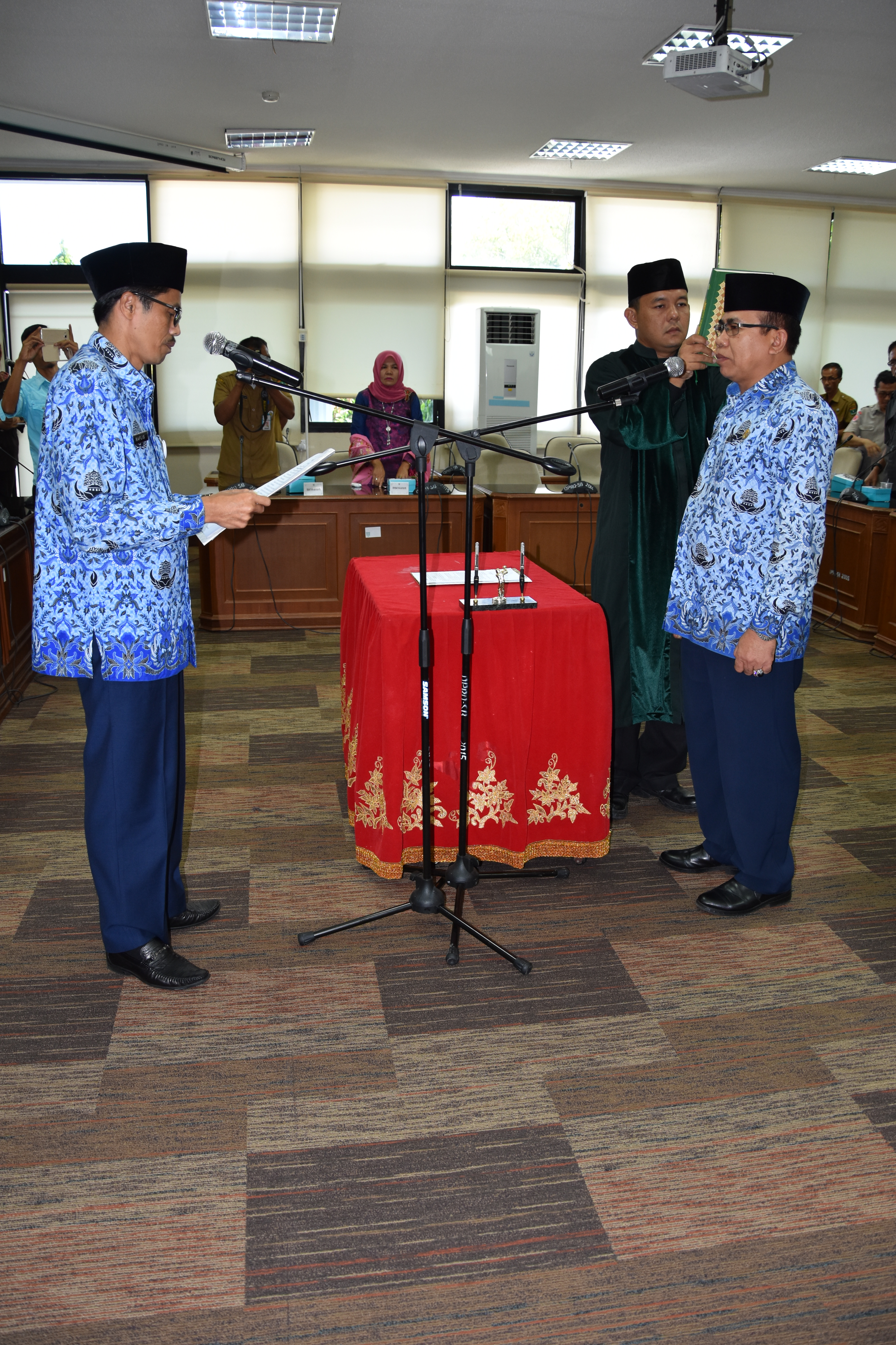 Pelantikan pejabat administrator di lingkungan Sekretariat DPRD Prov. Sumbar