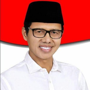 Pasar Tani di Kantor Gubernur Oleh: Irwan Prayitno