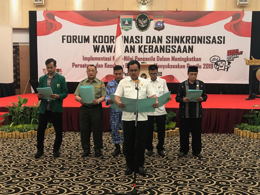 Tanda Tangani Ikrar Setia Pancasila, Masyarakat Sumbar Siap Jaga Keutuhan Bangsa