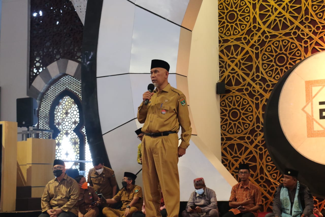 Tabligh Akbar di Masjid Raya Sumbar, Abi Amir dan Usbob Ajak Dekat Dengan Al-Quran