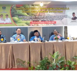 Amasrul : Pasar Nagari Tidak Hanya untuk Ekonomi, Tetapi Juga Ikatan Sosial