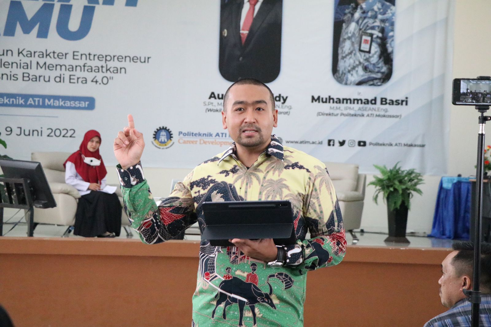 Wagub Audy di Politeknik ATI Makassar: Seorang Pemimpin Akan Tergerus Jika Tidak Mampu Beradaptasi Dengan Zaman