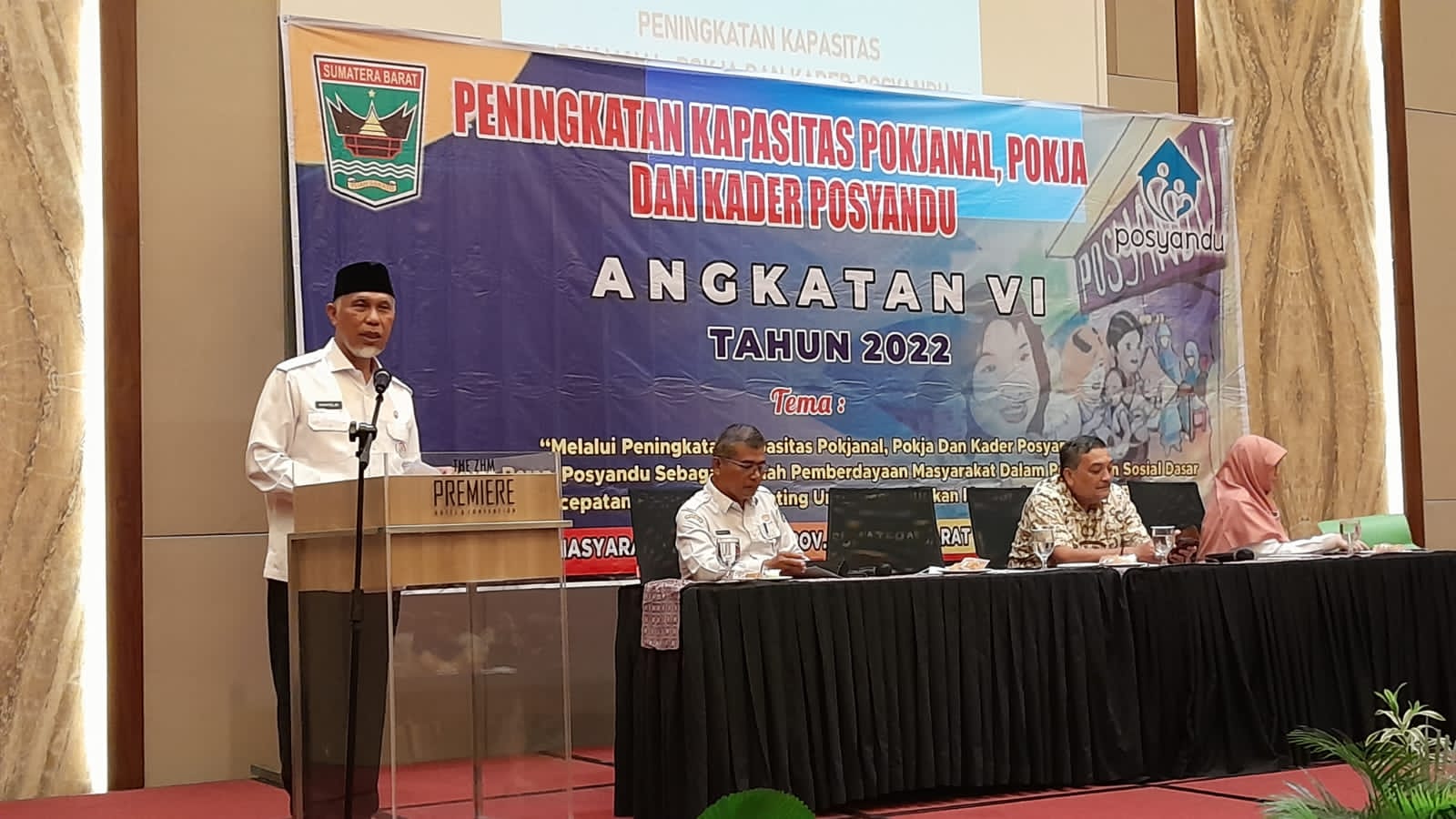 Gubernur Mahyeldi Buka Peningkatan Kapasitas Kader Posyandu Angkatan Ke-VI Tahun 2022