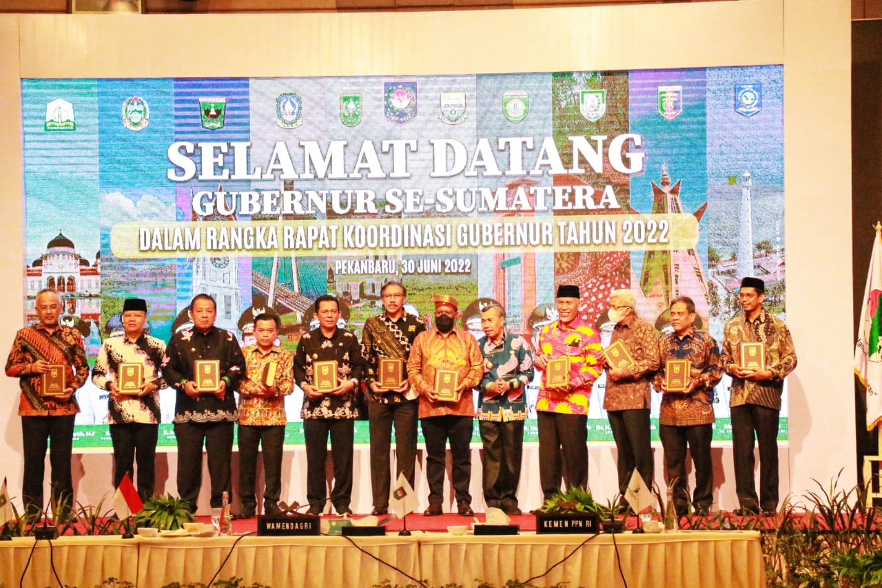 Rakor Gubernur Se- Sumatera, Gubernur Mahyeldi Sampaikan 4 Usulan Rencana Terintegrasi di Sumatera 