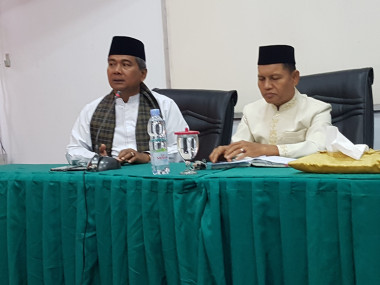 Ustad Maspeg Abas M.Ag di Dinas PMD : Biasakan Pola Hidup yang Mendekaktkan Diri Kepada Allah SWT