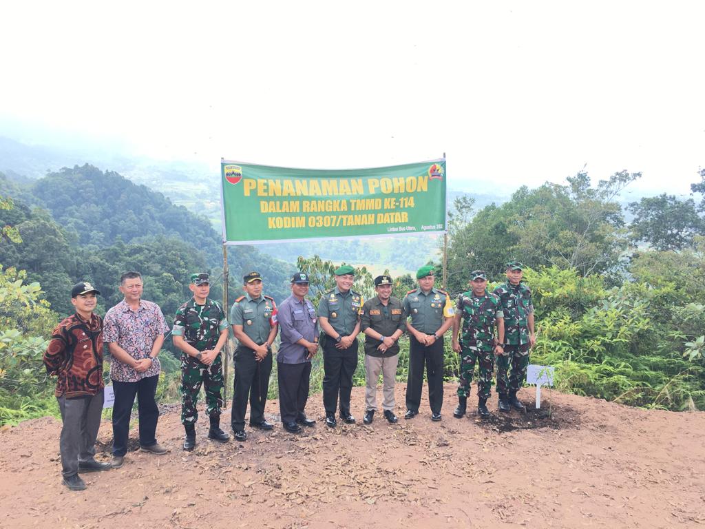 Wasev TMMD ke-114 Puas di Nagari Batu Bulek, Puji Nilai Gotong Royong