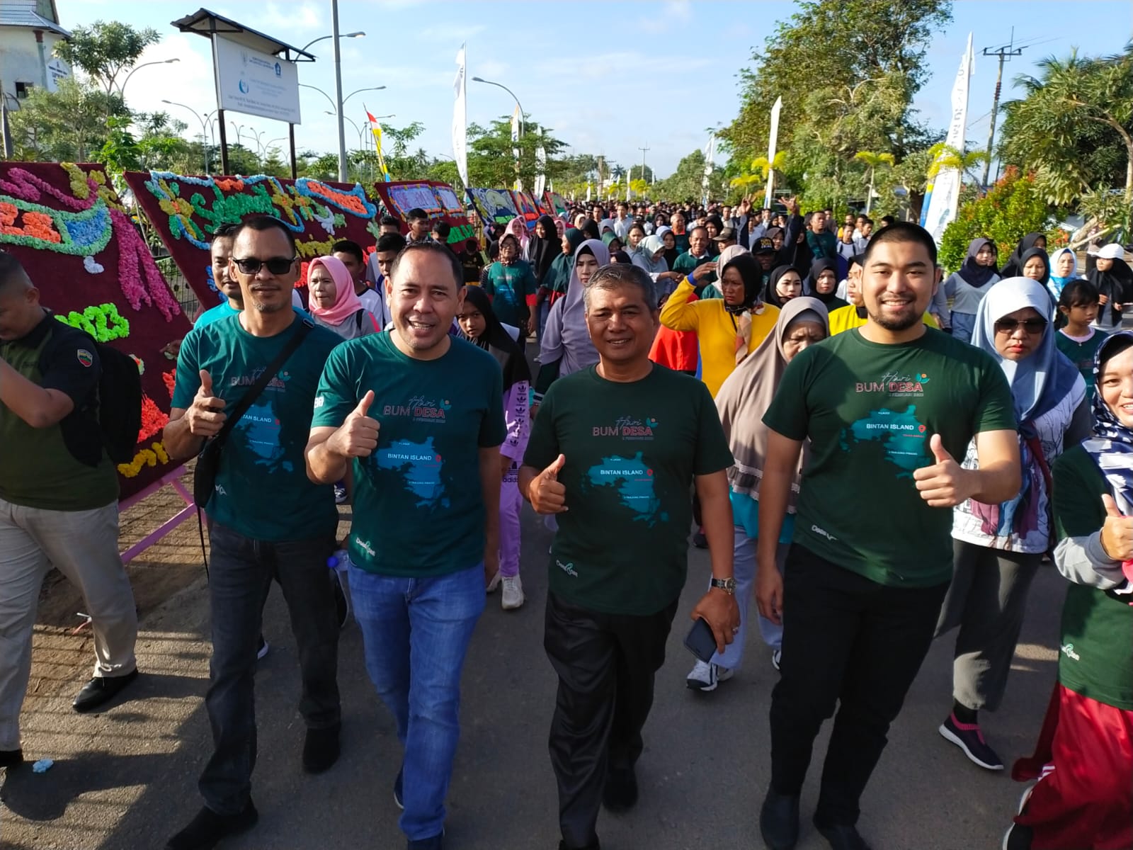 Jalan Pagi Bareng Gus Menteri, Kadis PMD Sumbar Amasrul Ikuti Peringatan Hari BUM Desa