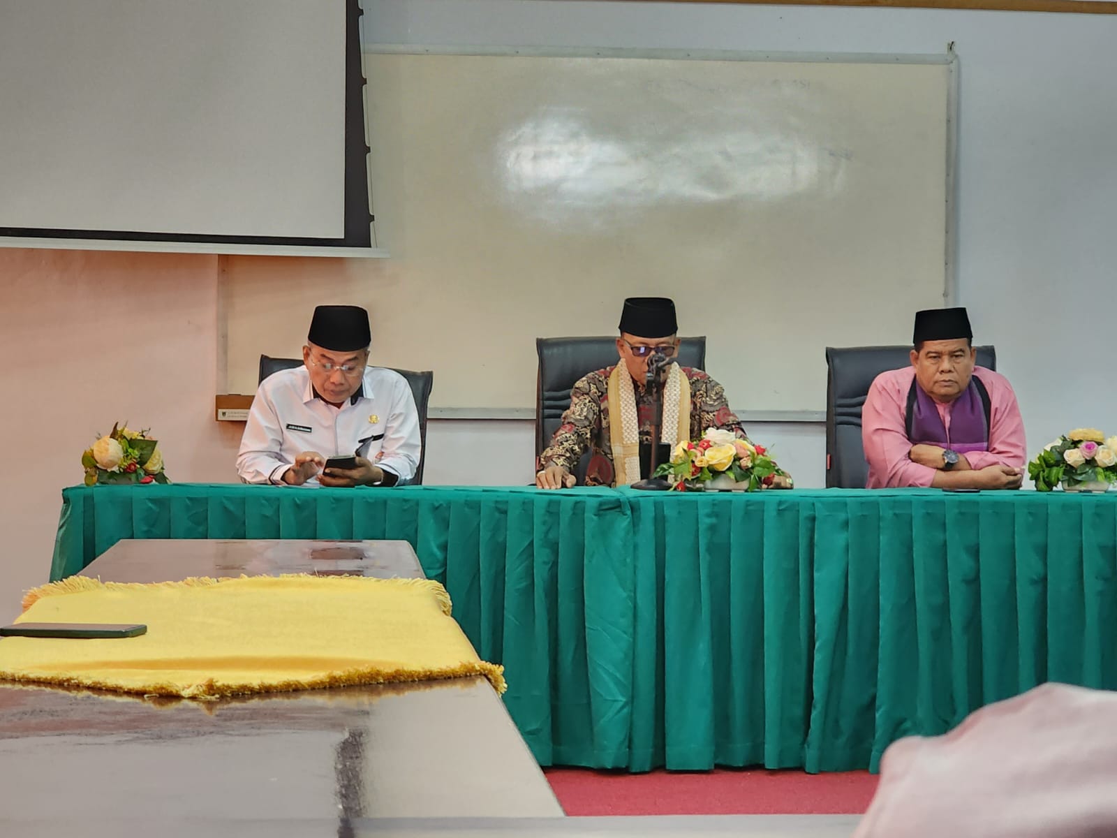 Wirid Mingguan di Dinas PMD Sumbar, Ustadz Sampaikan Amalan Ramadhan 