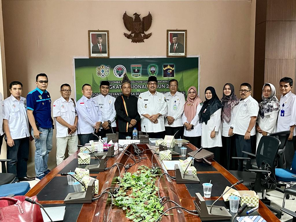 Inovasi Oven Portabel Berbahan Bakar Oli Bekas Dinilai Tim Kementerian Desa PDTT 