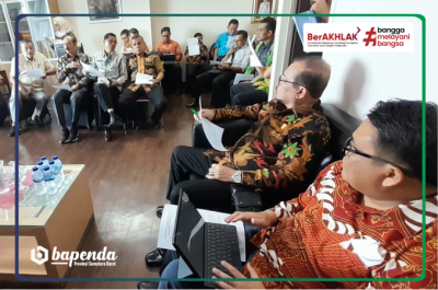 Konsultasi Awal Ranperda PDRD Oleh Pemerintah Provinsi Dan Komisi III DPRD Sumatera Barat Ke Kemendagri Di Jakarta.