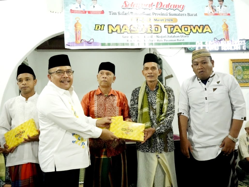 Safari Ramadhan Ke Nagari yang Berbatasan Dengan Sumut, Sekdaprov Sumbar Tampung Aspirasi Masyarakat Sawah Mudiak