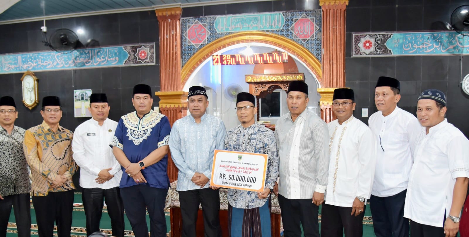 Safari Ramadan Ke Pariaman, Danlantamal II Padang Imbau Semarakkan Bulan Suci Ramadan, Jaga Ketertiban, Kenyamanan dan Kekusyukan Umat